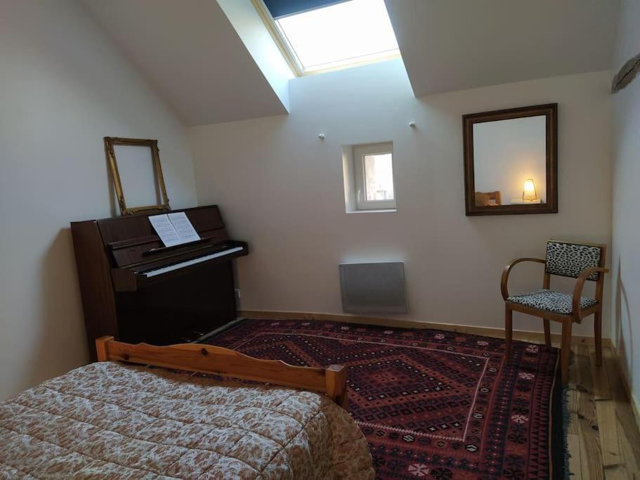 Superbe Appartement Dans Charmant Corps De Ferme Acheres-la-Foret Экстерьер фото